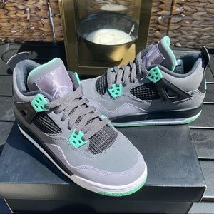 AIR JORDAN 4 RETRO (GS)